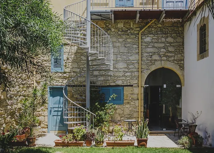 Alkisti Ларнака